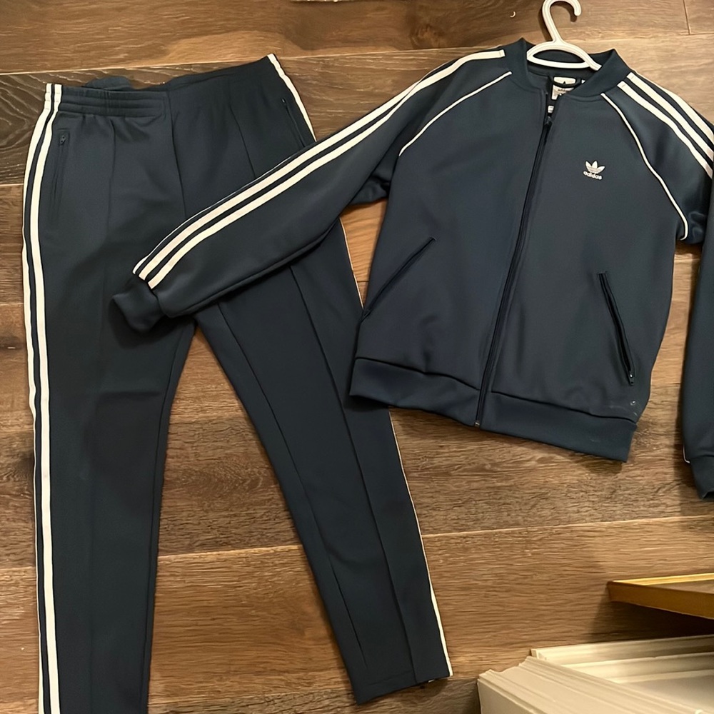Adidas tracksuit set